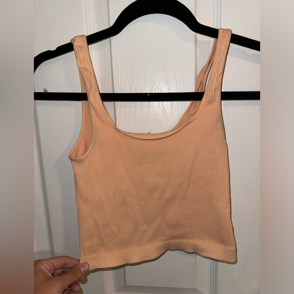 Peach crop top - Picture 2 of 3